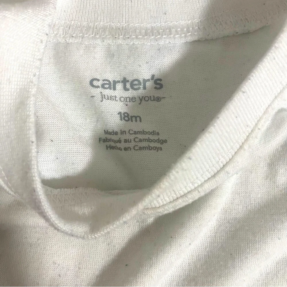 Girls Tee and Shorts Size 18M Tee is Carter’s Shorts are Cat & Jack Sky Blue